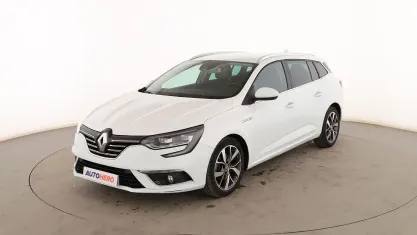 Usado Renault Mégane GrandTour Bose Edition 132 CV (97 kW) 2017 Blanco Familiar