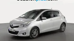 Gris plata Usado 2014 Toyota Yaris Active Utilitario | 10.890 € (Precio justo)