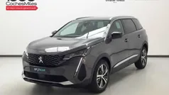 Gris Usado 2024 Peugeot 5008 Allure Monovolumen | 23.990 € (Un poco caro)