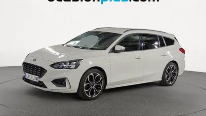 Usado Ford Focus ST-Line X 155 CV (114 kW) 2021 Blanco Monovolumen