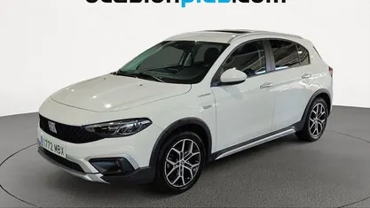 Occasion Fiat Tipo Cross 131 PK (96 kW) 2022 Wit Hatchback