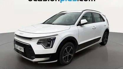 Blanco Usado 2025 Kia Niro SUV | 22.591 € (Super precio)