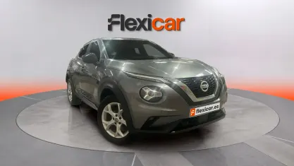 Usado Nissan Juke Acenta 114 CV (83 kW) 2020 Gris SUV