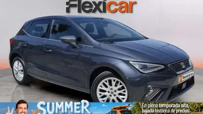 Usado Seat Ibiza 116 CV (85 kW) 2024 Gris Utilitario