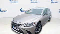 Gris / plata Usado 2019 Lexus LS500h Luxury Line Berlina | 49.900 €