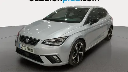 Usado Seat Ibiza FR 150 CV (110 kW) 2024 Gris plata Utilitario