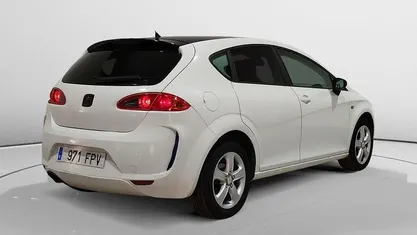 Usado Seat Leon Sport 103 CV (75 kW) 2007 Blanco Berlina