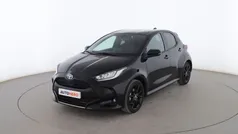 Negro Usado 2023 Toyota Yaris Hybrid Style Utilitario | 22.499 € (Precio justo)