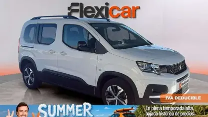 Usado Peugeot Rifter GT 131 CV (96 kW) 2023 Blanco Monovolumen