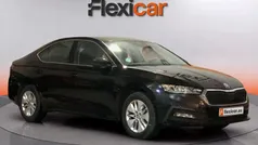 Usado 2022 Skoda Octavia Ambition Berlina | 17.990 € (Precio justo)