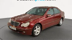 Usado 2003 Mercedes C200 Elegance Berlina | 6900 € (Precio justo)