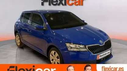 Usado Skoda Fabia Ambition 60 CV (44 kW) 2020 Azul Utilitario
