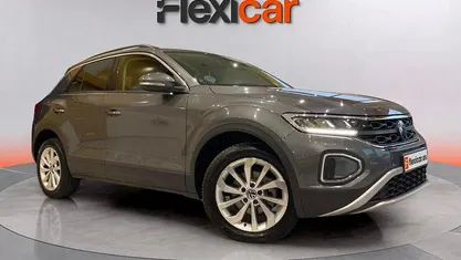 Gris Usado 2023 VW T-Roc Life SUV | 20.790 € (Buen precio)
