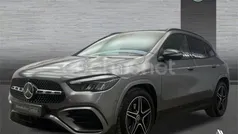 Gris montaña Usado 2024 Mercedes GLA200 AMG line SUV | 43.900 € (Precio justo)