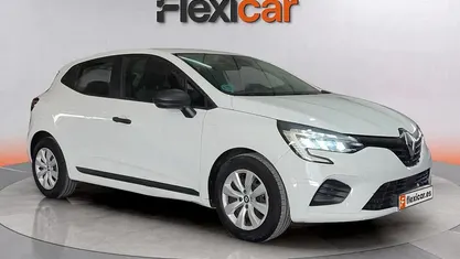 Usado Renault Clio V SE 67 CV (49 kW) 2022 Blanco Utilitario