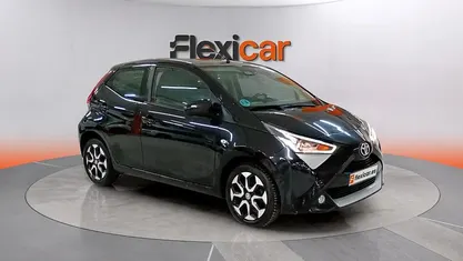 Usado Toyota Aygo X-play 72 CV (52 kW) 2021 Utilitario