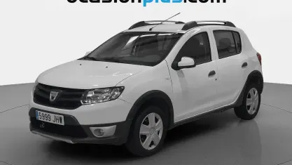 Usado Dacia Sandero Stepway 90 CV (66 kW) 2014 Blanco Utilitario