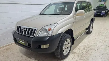 Käytetty Toyota Land Cruiser 173 HP (127 kW) 2007 Peessi Katumaasturi