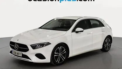 Usado Mercedes A200 Advanced 150 CV (110 kW) 2024 Blanco Utilitario