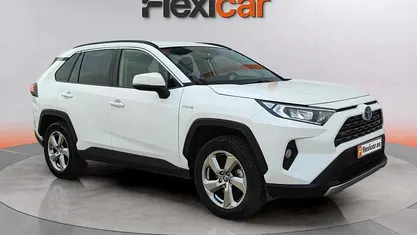 Blanco Usado 2021 Toyota RAV4 Hybrid Advance SUV | 26.990 € (Super precio)