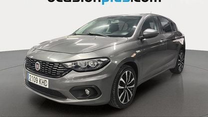 Usado Fiat Tipo Lounge 120 CV (88 kW) 2018 Gris Utilitario