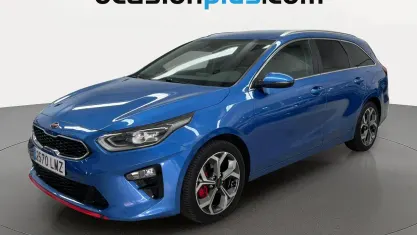 Usado Kia Ceed 136 CV (100 kW) 2021 Azul Utilitario