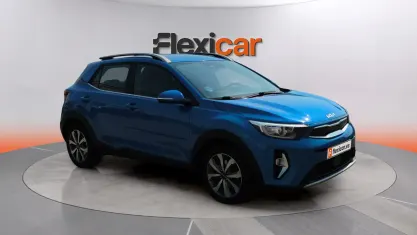 Usado Kia Stonic 84 CV (61 kW) 2022 Azul SUV