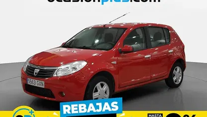 Rojo Usado 2010 Dacia Sandero Lauréate Utilitario | 6290 € (Un poco caro)