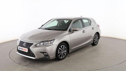 Usado Lexus CT200h 136 CV (100 kW) 2018 Plata Berlina