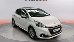 Usado 2017 Peugeot 208 Allure Utilitario | 8890 € (Precio justo)
