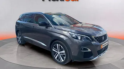 Usado Peugeot 5008 Style 131 CV (96 kW) 2017 Monovolumen