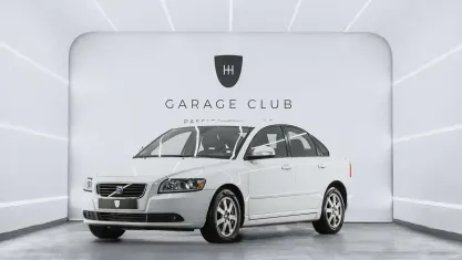 Käytetty Volvo S40 Momentum 136 HP (100 kW) 2010 Valkoinen Sedan