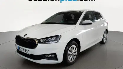 Blanco Usado 2024 Skoda Fabia Selection Utilitario | 13.628 € (Buen precio)