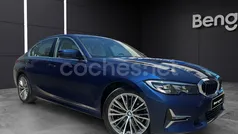 Azul Usado 2020 BMW 318 Luxury Line Berlina | 27.900 € (Precio justo)