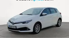 Blanco Usado 2019 Toyota Auris Hybrid Business Edition Utilitario | 15.173 € (Precio justo)