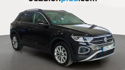 Usado VW T-Roc Life 110 CV (80 kW) 2022 Negro SUV