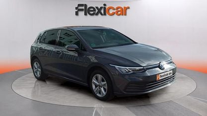 Usado VW Golf VIII Life 131 CV (96 kW) 2024 Gris Utilitario