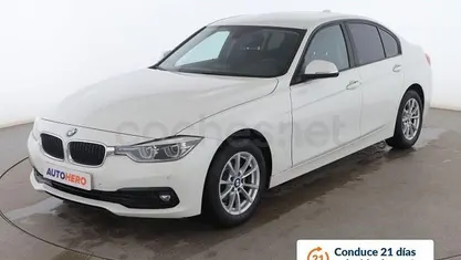 Usado BMW 318 Sport Line 150 CV (110 kW) 2017 Blanco Berlina