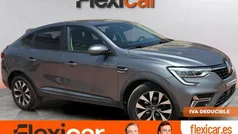 Gris / plata Usado 2023 Renault Arkana Evolution SUV | 20.490 € (Buen precio)