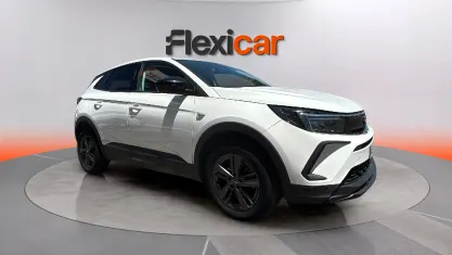 Usado Opel Grandland X Ultimate 131 CV (96 kW) 2022 Blanco SUV