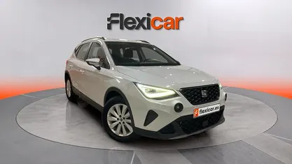 Usado Seat Arona Style 110 CV (80 kW) 2024 SUV