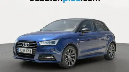 Usado Audi A1 Sportback Attraction 95 CV (69 kW) 2018 Azul Utilitario