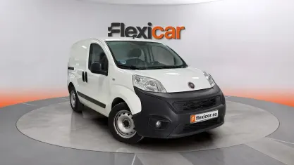 Usado Fiat Fiorino 80 CV (58 kW) 2021 Blanco Monovolumen