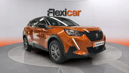 Usado Peugeot 2008 Active 101 CV (74 kW) 2022 SUV