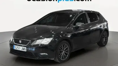 Usado Seat Leon Style 110 CV (80 kW) 2016 Negro Utilitario