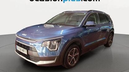 Käytetty Kia Niro 184 HP (135 kW) 2023 Valkoinen Katumaasturi