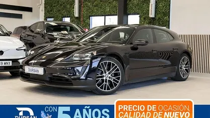 Usado Porsche Taycan Sport Turismo 300 kW (408 CV) 2023 Negro Berlina