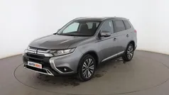 Usado 2021 Mitsubishi Outlander Motion SUV | 20.999 € (Precio justo)