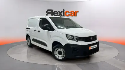 Usado Peugeot Partner 98 CV (72 kW) 2021 Blanco Monovolumen