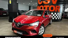 Rojo Usado 2022 Renault Clio V Intens Berlina | 13.450 € (Precio justo)